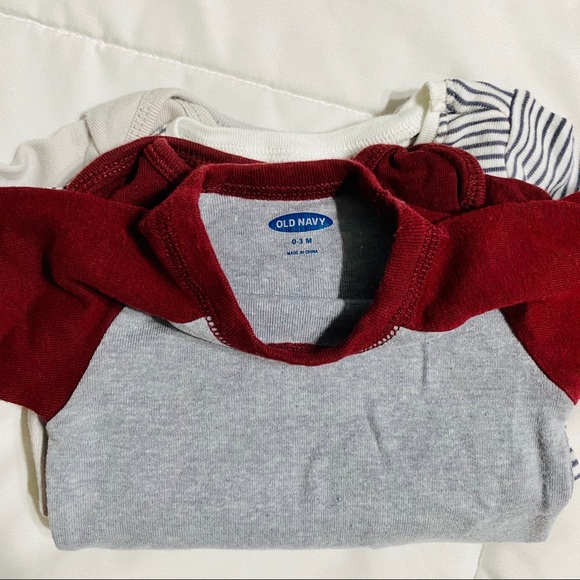 Old Navy 0-3m Onesie Bundle - Picture 6 of 6